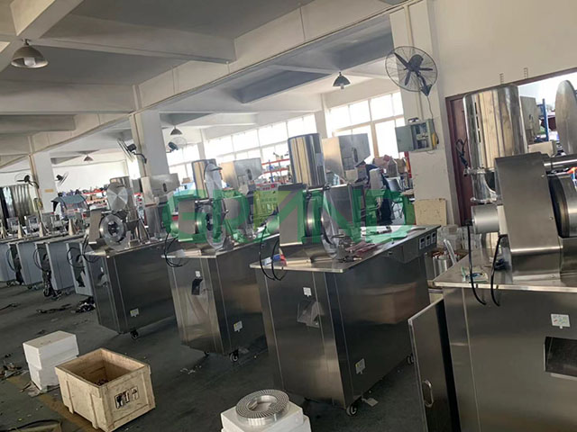 반 자동 캡슐 충전 기계